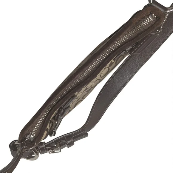 Coach 3577 Vintage Signature Canvas Shoulder Bag Leather Trim Buckle 2005 - Picture 6 of 16